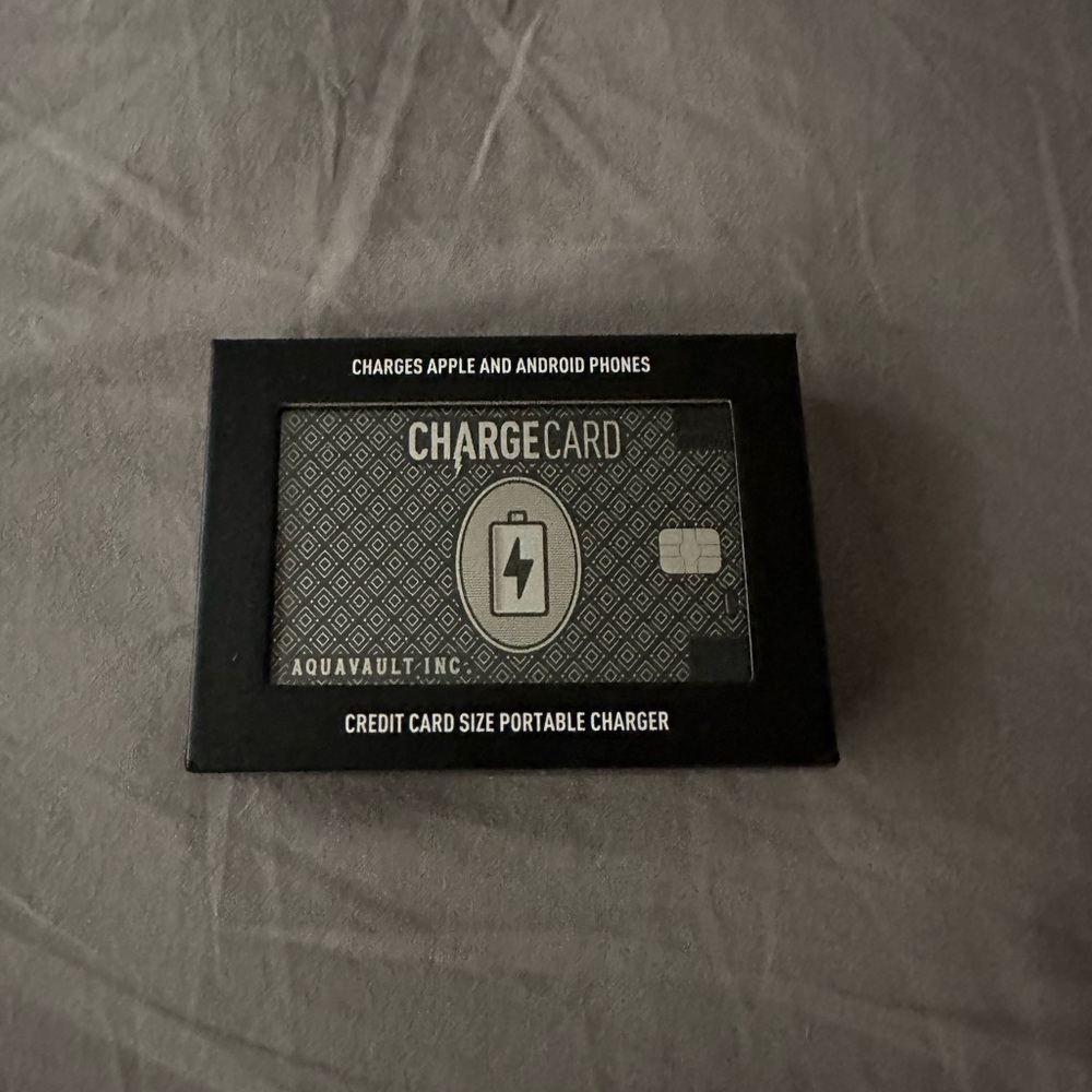 Aquavault ChargeCard Portable Charger iPhone android